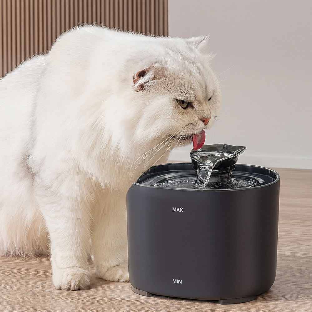 SilentFlow™ USB Rechargeable Cat Fountain | Ultra-Quiet 2.2L Water Fountain for Cats